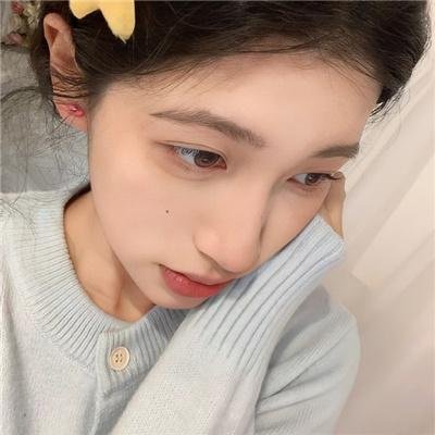 在壁橱里谈话